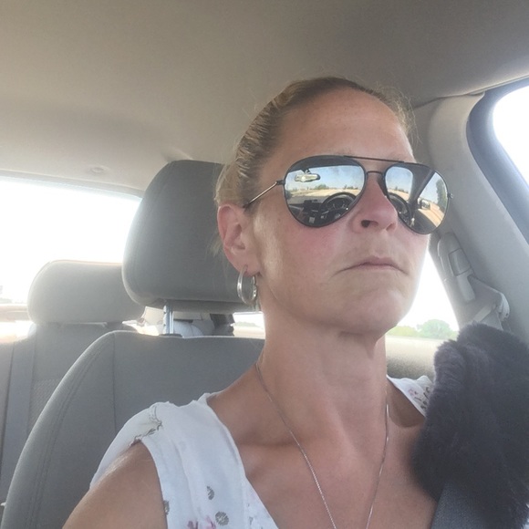 Meet your Posher, Kelly Victoria Justin! - Picture 15 of 16